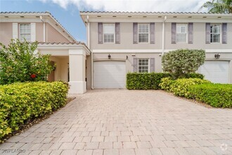 Building Photo - 5782 Cove Cir