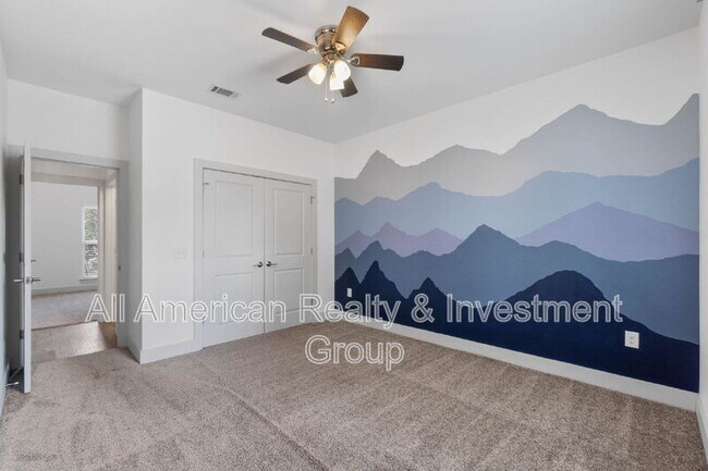 Building Photo - 4464 Goldfinch Way