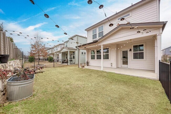 Building Photo - 7319 Travertine Spring Dr