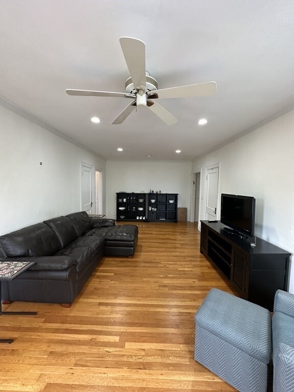 Building Photo - 40 Linnaean St