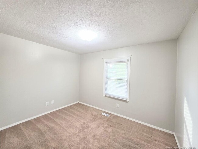Building Photo - 425 Morley Dr