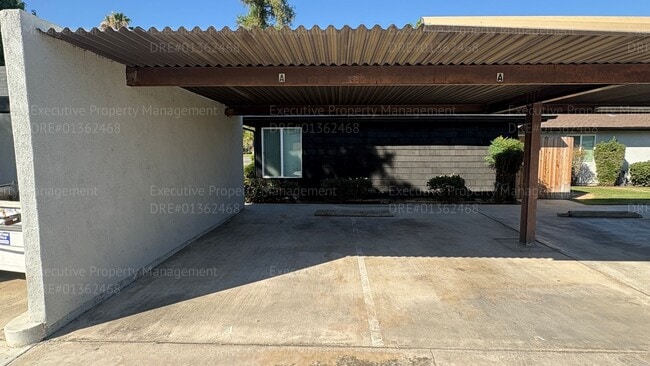 Building Photo - 709 Deseret Way