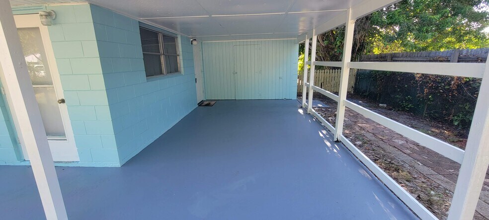 Building Photo - 2439 2nd Avenue SE