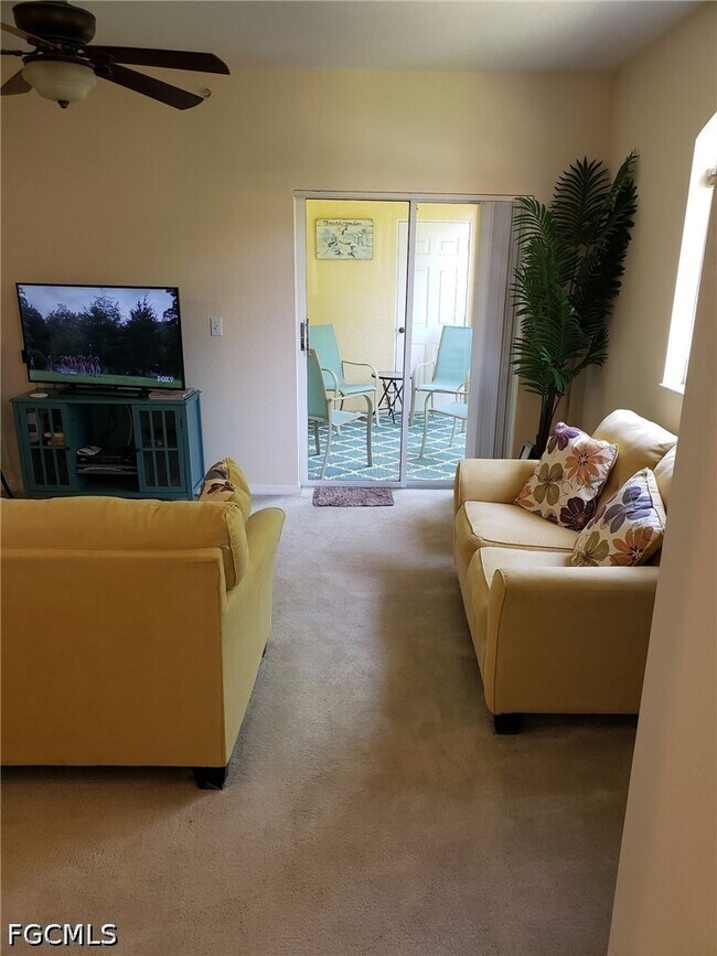 Building Photo - 6401 Aragon Way