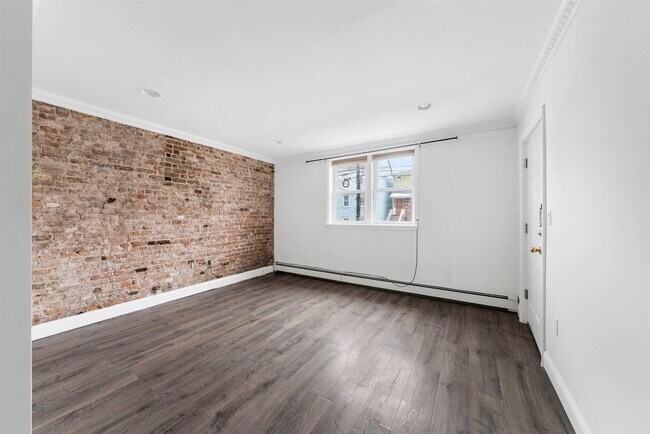 Primary Photo - 201-203-203 N 2nd St