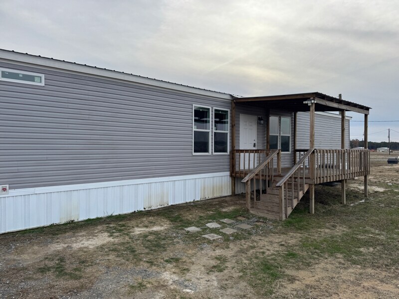 Building Photo - 365 Patriot Ln