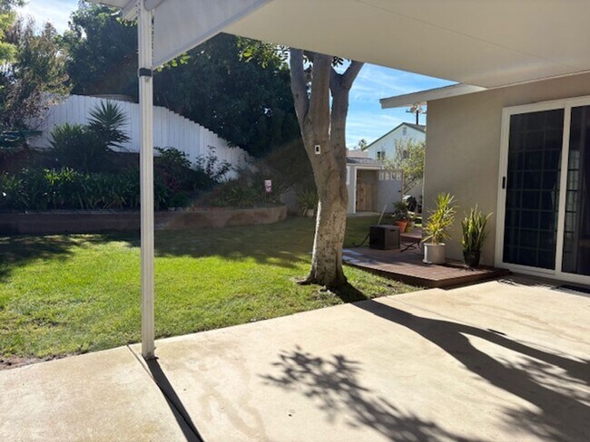 Building Photo - Beautiful Home