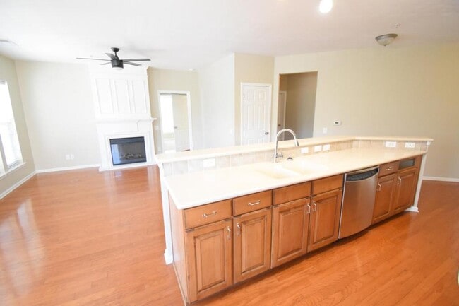 Building Photo - 14945 Santa Lucia Dr