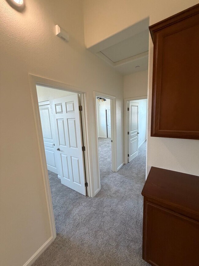Building Photo - 1609 Barolo Pl
