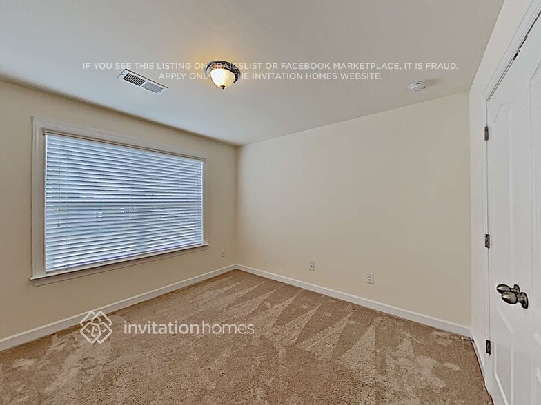 Building Photo - 1633 Great Rd