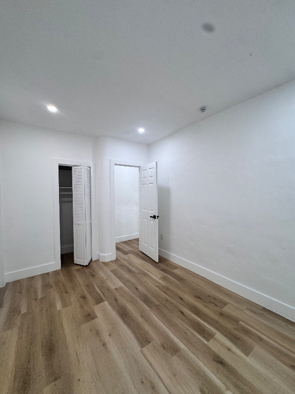 Building Photo - 4028 SW 11th St