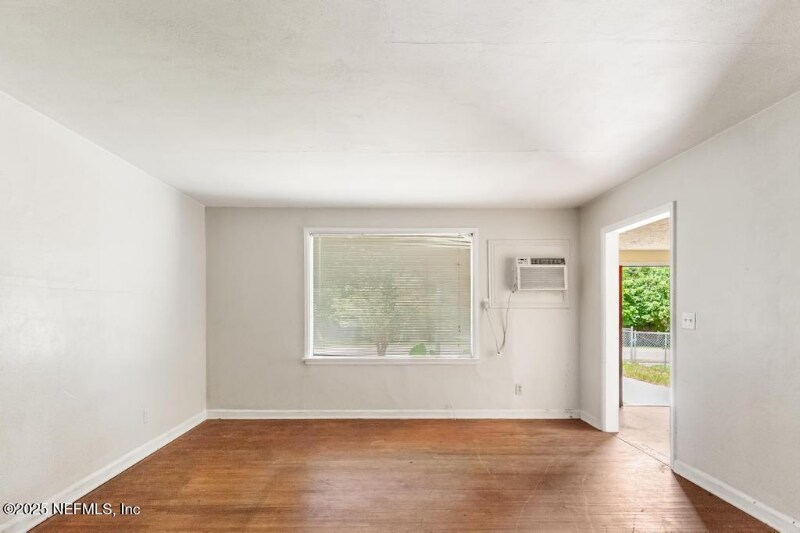 Building Photo - 2892 Gilmore St