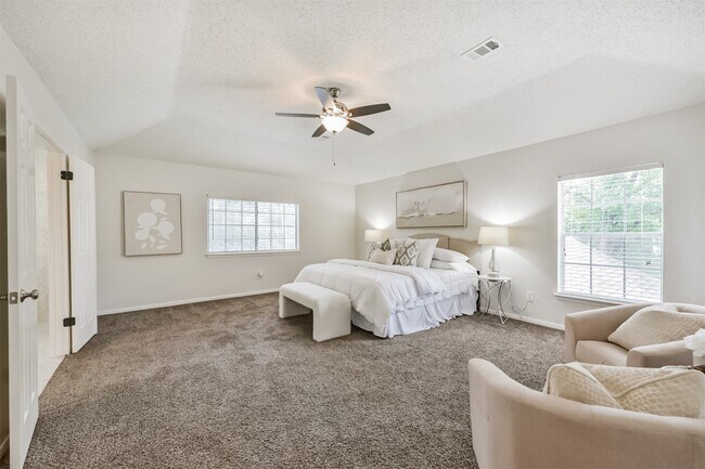 Building Photo - 2711 Weald Way Ct