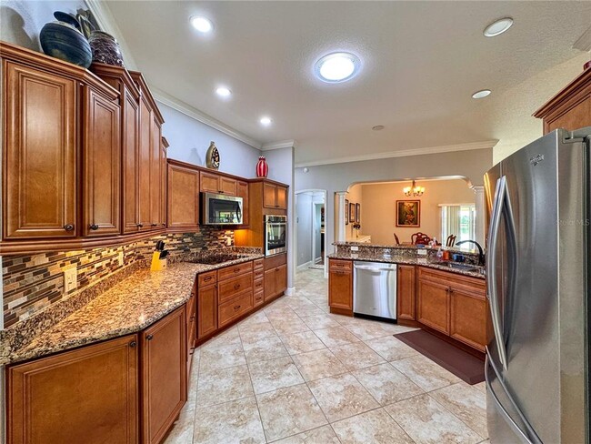 Building Photo - 4167 Victory Dr