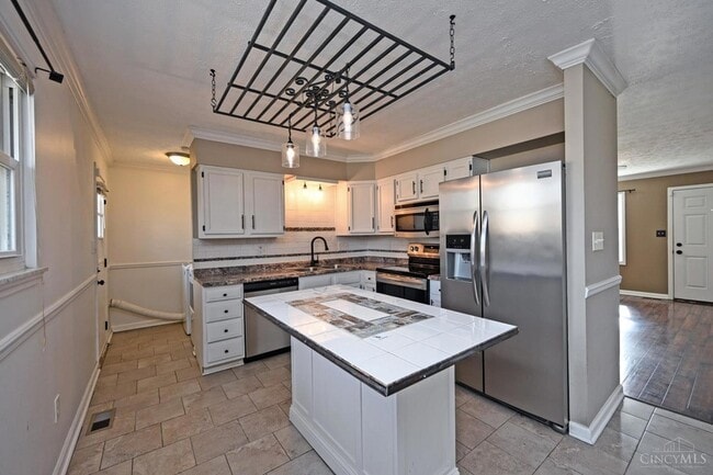 Building Photo - 8638 Northport Dr