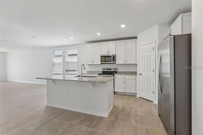Building Photo - 3872 Giorgio Dr