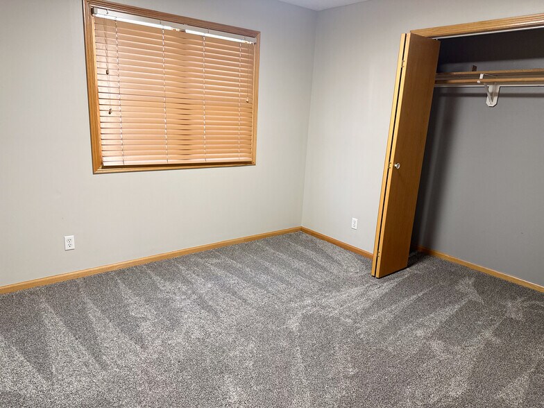 Building Photo - 1727 N 57th Ave