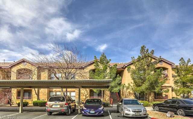Building Photo - 8250 N Grand Canyon Dr
