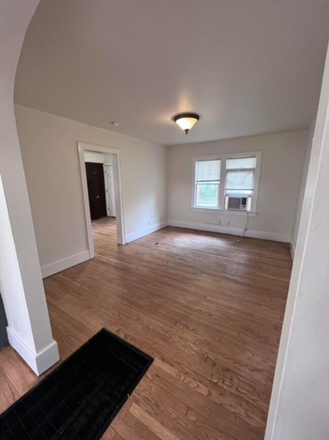 Building Photo - Super Charming - Wood Floors Throughout