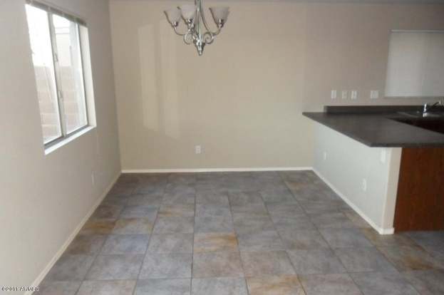 Building Photo - 12926 W Fleetwood Ln