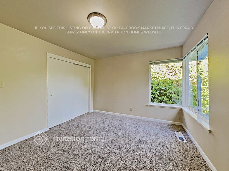 Building Photo - 7628 194th St SW