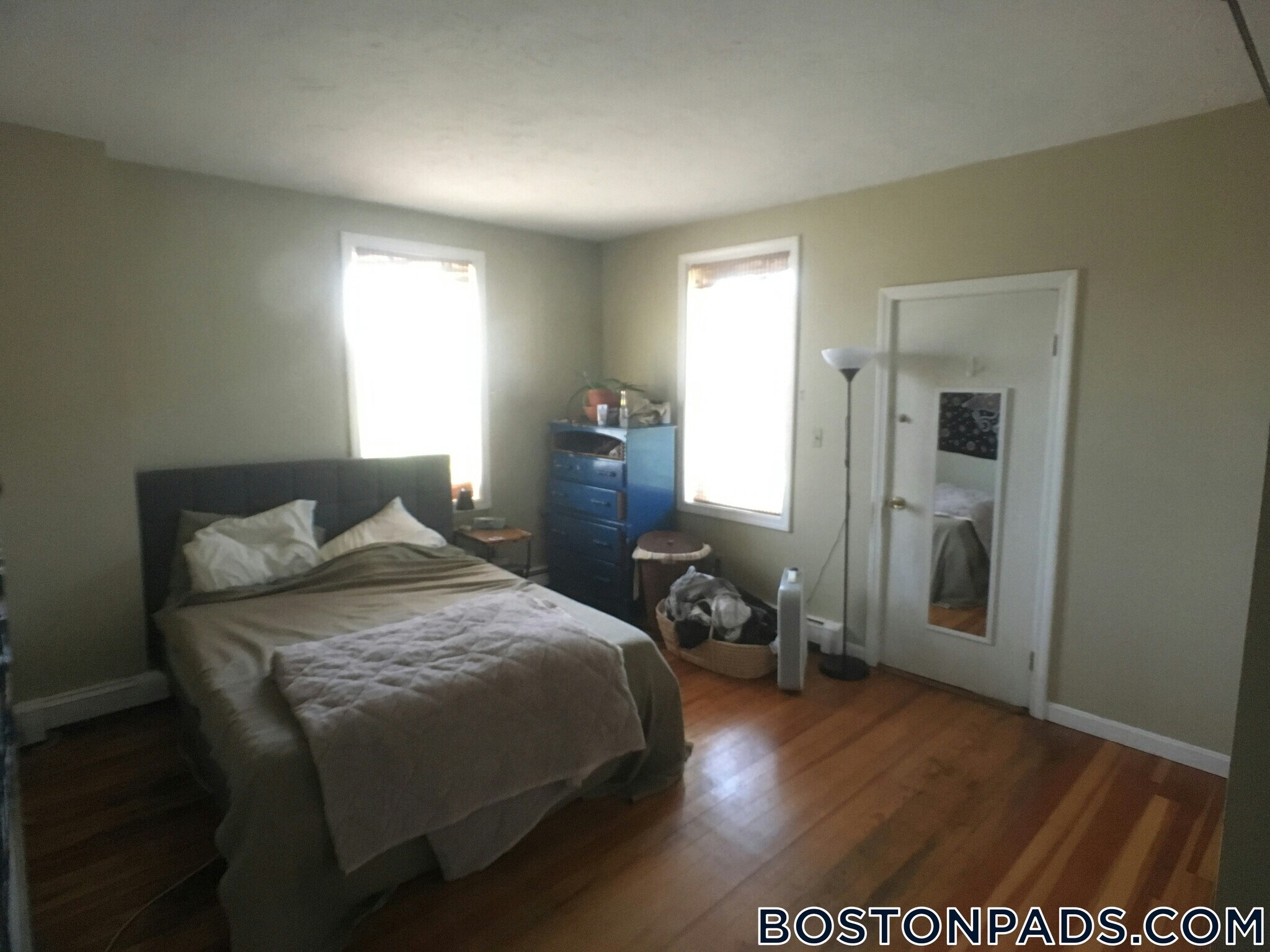 Building Photo - 9 Saybrook St