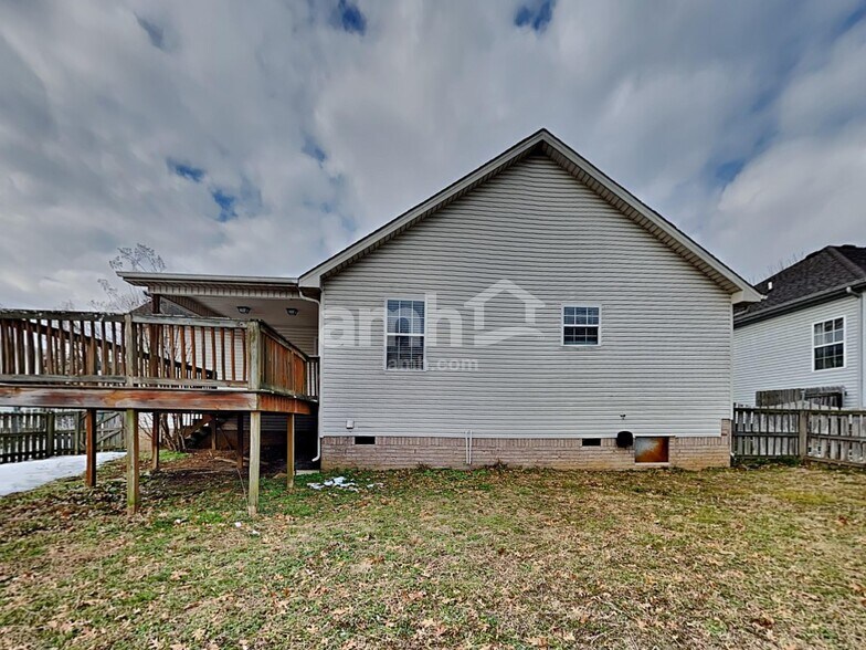 Building Photo - 3017 Carpenters Pass