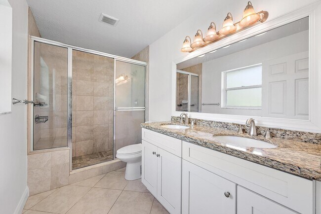 Building Photo - 12904 159th St N