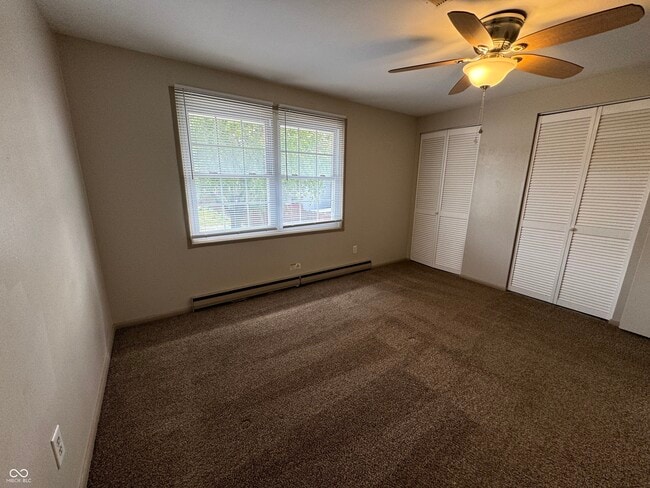 Building Photo - 4847 Mt Vernon Dr