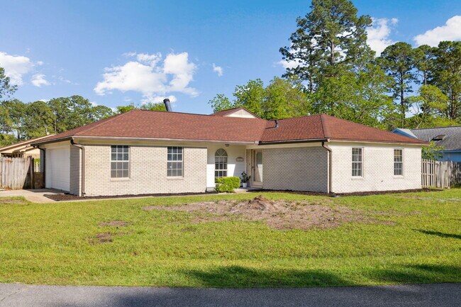 Building Photo - 1517 Kruse Dr