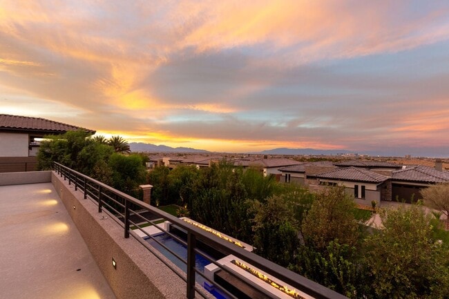 Building Photo - 11142 San Terrazo Pl