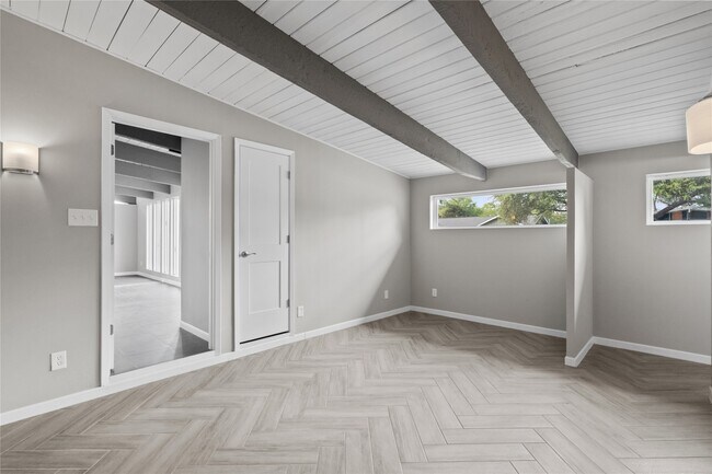 Building Photo - 5001 Nina Lee Ln