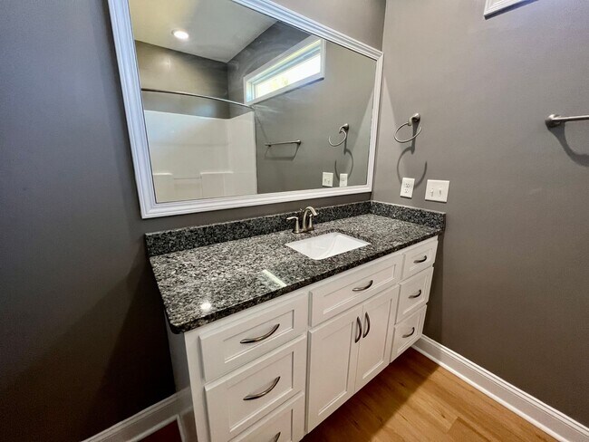 Building Photo - Conway - 3 Bedroom / 2 Bathroom House