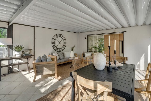 Building Photo - 5165 Pearblossom Dr