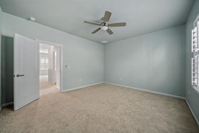 Building Photo - 5820 Harper Park Dr