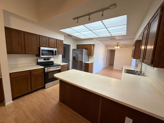 Building Photo - 17418 N 123rd Dr