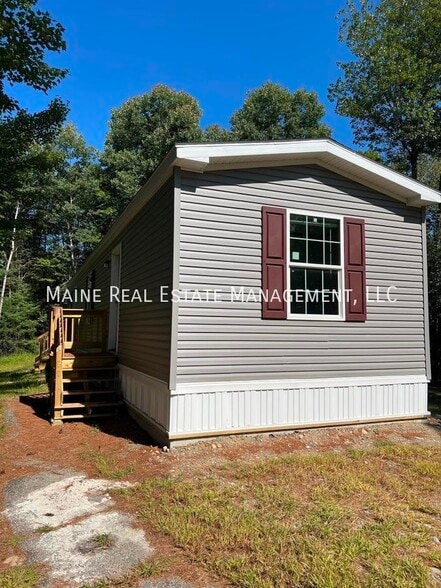 Building Photo - 135 Penney Ln