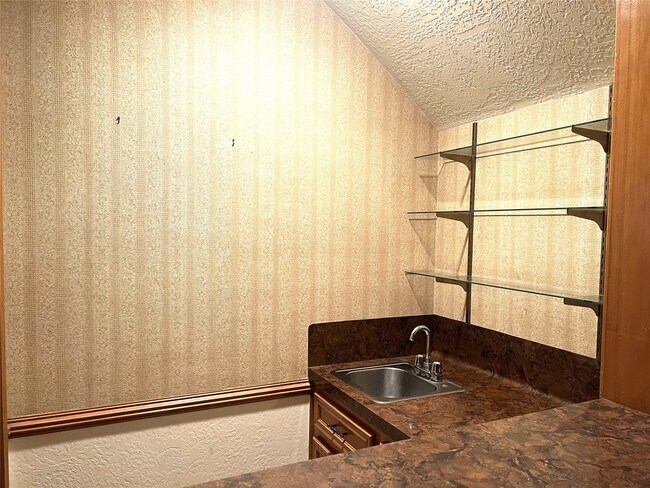 Building Photo - 7510 Creek Glen Dr