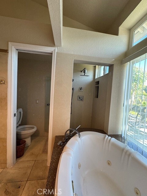 Building Photo - 3350 Deaver Dr