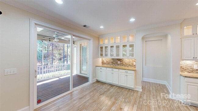 Building Photo - 11052 Preservation Park Dr