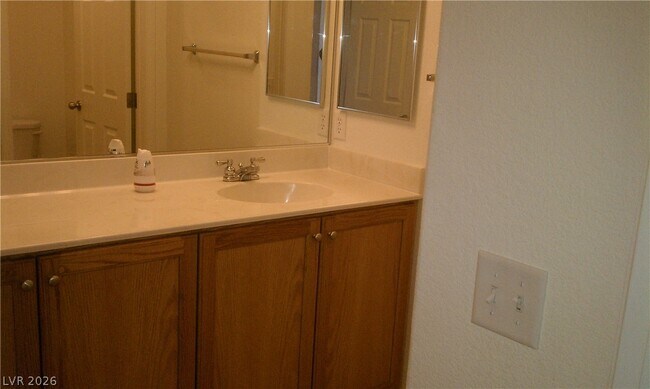 Building Photo - 5493 Ovando Way