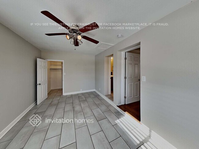 Building Photo - 1415 S Depew St