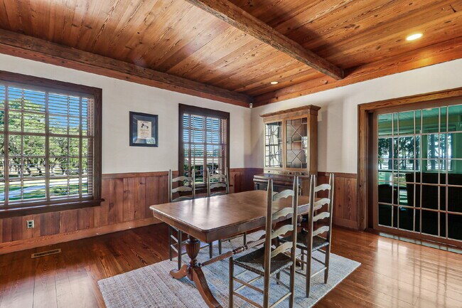 Building Photo - Private, Low Country Residence for Rent!