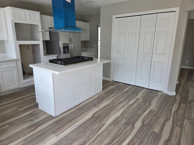 Building Photo - 14959 Havenridge Dr