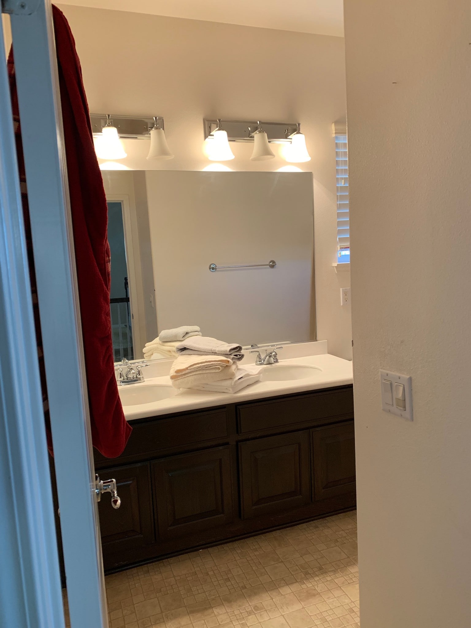 Bathroom #4 - 9810 Grey Goose St
