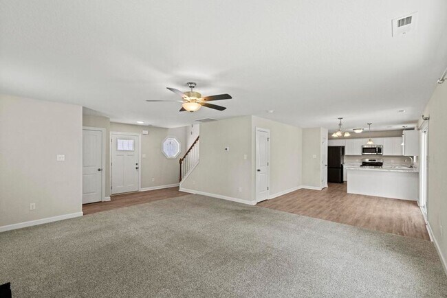 Building Photo - $500 off 1st Month's Rent! Convenience to Camp Lejeune!