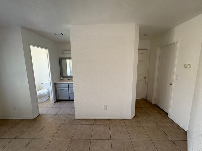 Building Photo - Spacious Home in Farmersville Rent Ready!