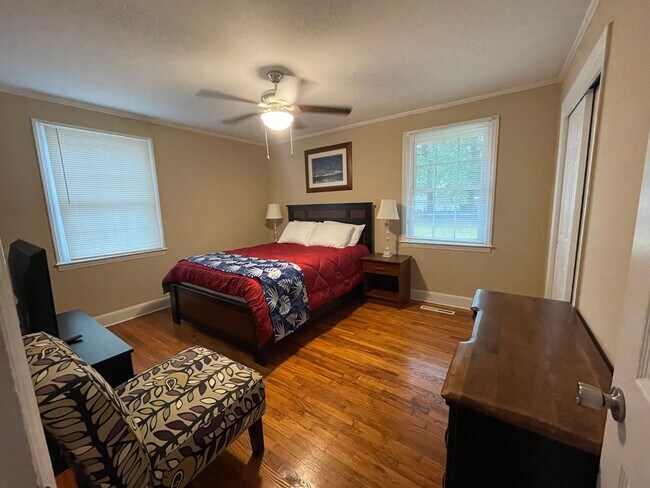 Building Photo - 406 Buie Ct