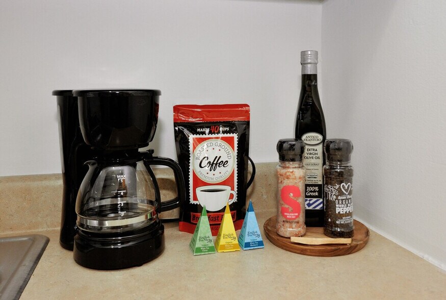 Building Photo - 474 9th Ave