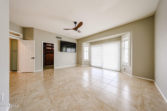 Building Photo - 13507 W Sky Hawk Dr